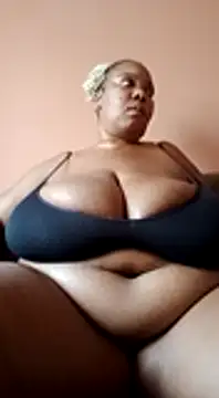 Lovelyboobs01 online show from February 2, 11:51 am