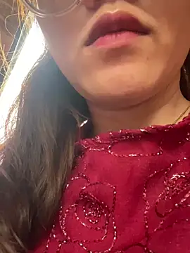 HinaLovely online show from January 29, 4:47 am