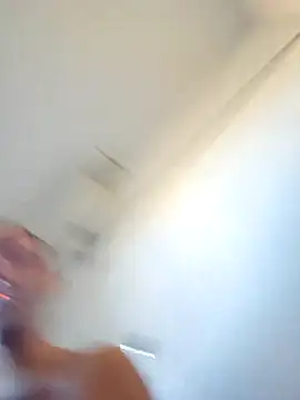 Snapshot of enricso chatting on November 6, 8:59 am enricso online show from November 6, 8:59 am