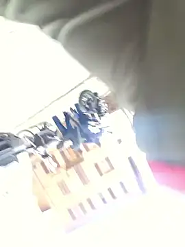 Snapshot of enricso chatting on April 1, 1:12 pm enricso online show from April 1, 1:12 pm