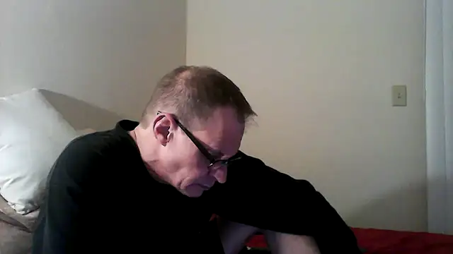 Snapshot of Jbblair01 chatting on June 19, 9:35 am Jbblair01 online show from June 19, 9:35 am