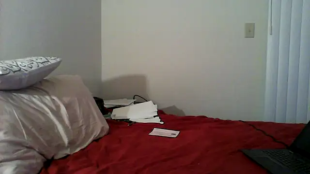 Snapshot of Jbblair01 chatting on July 28, 11:17 am Jbblair01 online show from July 28, 11:17 am