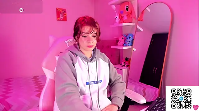 Vannessa  Shy online show from February 18, 4:25 pm