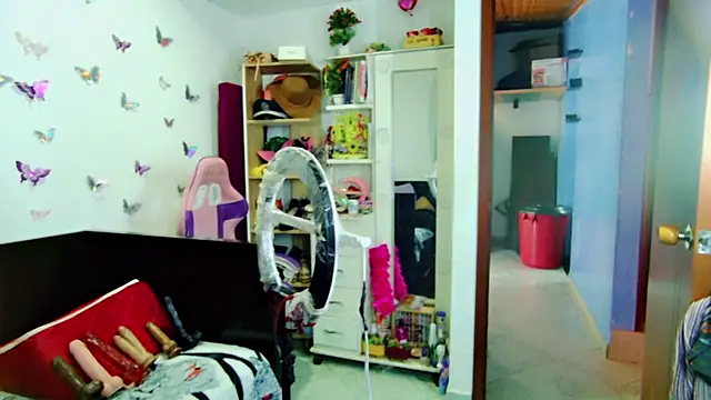 Naasha  online show from March 18, 8:37 pm