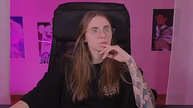  AnnaStark  online show from March 9, 8:10 pm