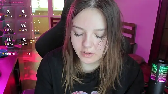 Snapshot of XNirvanaX chatting on February 23, 5:05 am XNirvanaX online show from February 23, 5:05 am