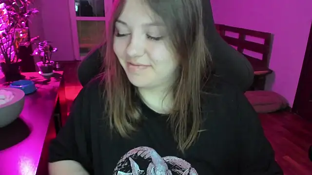 Snapshot of XNirvanaX chatting on March 6, 5:04 am XNirvanaX online show from March 6, 5:04 am