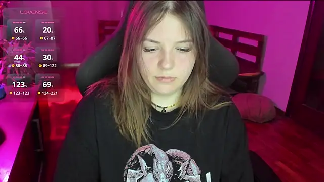 Snapshot of XNirvanaX chatting on March 23, 3:43 am XNirvanaX online show from March 23, 3:43 am