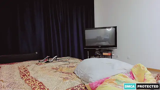 Larisa Sign online show from October 11, 11:36 pm