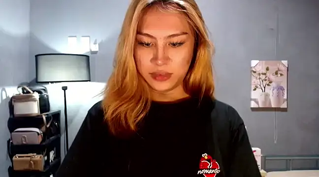 Snapshot of luxxy_grand chatting on January 23, 3:43 pm luxxy grand online show from January 23, 3:43 pm