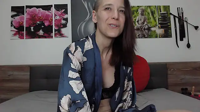 Naschkatze01 online show from February 13, 8:03 pm