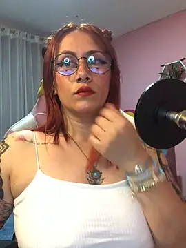 Luna Paris  online show from December 7, 12:41 am