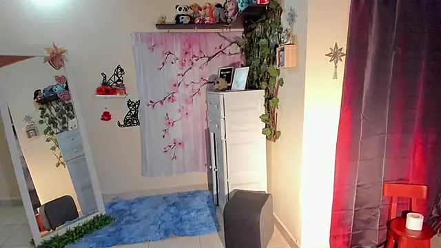 annyluna1 online show from December 17, 12:05 am