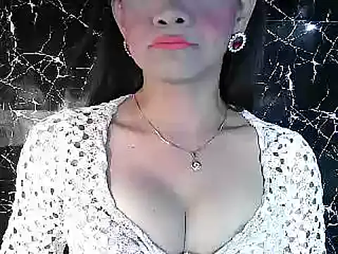 Snapshot of Rosebaumgardner1234 chatting on January 27, 4:52 am Rosebaumgardner1234 online show from January 27, 4:52 am