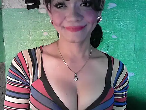 Snapshot of Rosebaumgardner1234 chatting on February 24, 3:31 pm Rosebaumgardner1234 online show from February 24, 3:31 pm
