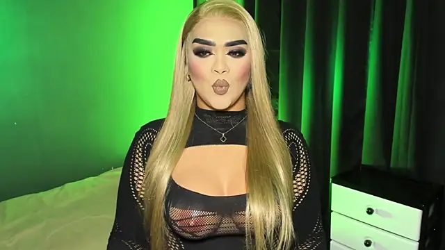 VictoriaEliz online show from February 9, 1:20 am