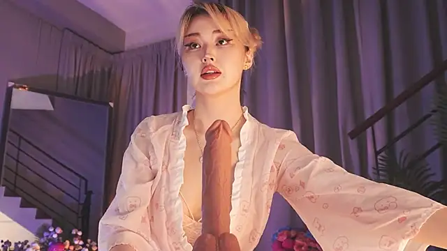 hyun chia online show from September 12, 9:04 pm