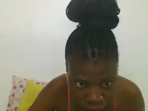Sweetbaby004 online show from February 27, 2:32 am