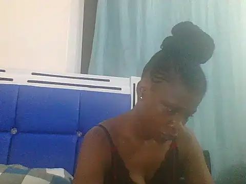 Sweetbaby004 online show from September 26, 5:39 pm