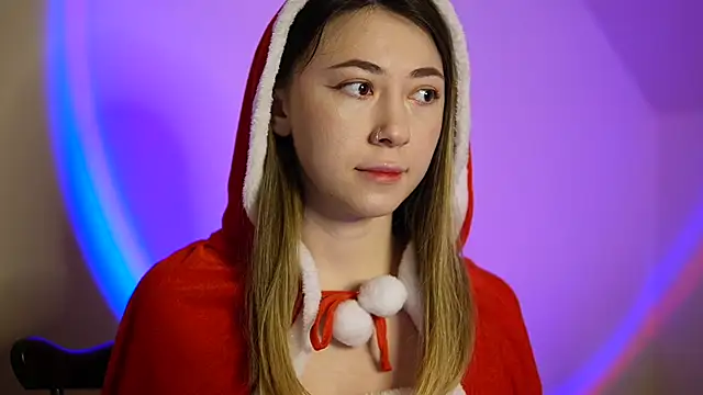 chibi moon  online show from December 24, 5:23 pm