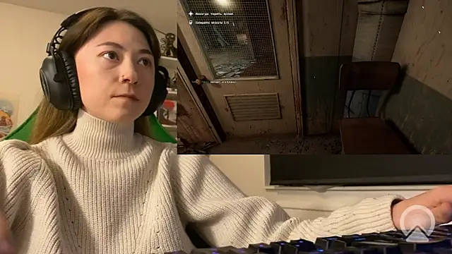 chibi moon  online show from March 23, 8:02 pm