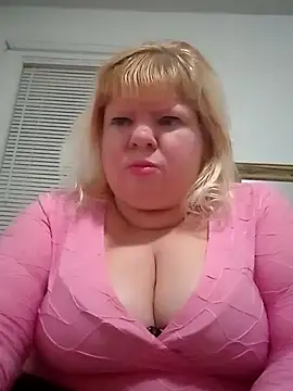 Snapshot of JemJensen30 chatting on June 16, 3:31 am JemJensen30 online show from June 16, 3:31 am