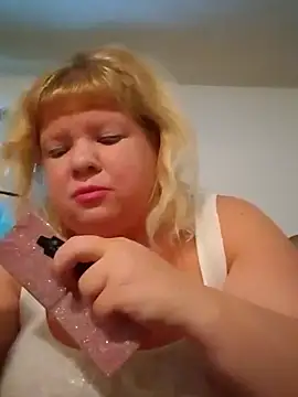 JemJensen30 online show from July 17, 8:24 pm