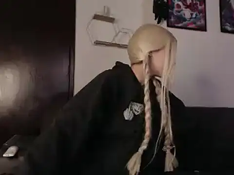 MaryJannes online show from March 15, 12:45 pm