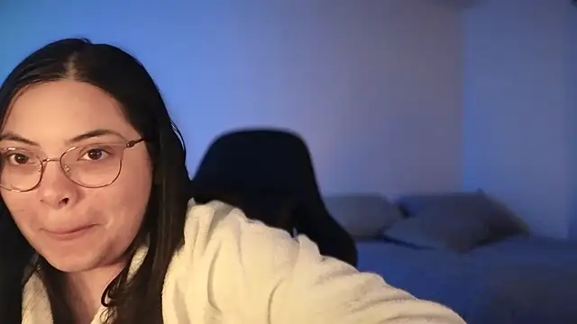 drizzypeach602 online show from December 7, 2:20 am