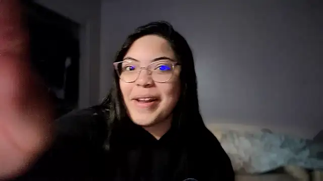drizzypeach602 online show from December 8, 6:17 pm