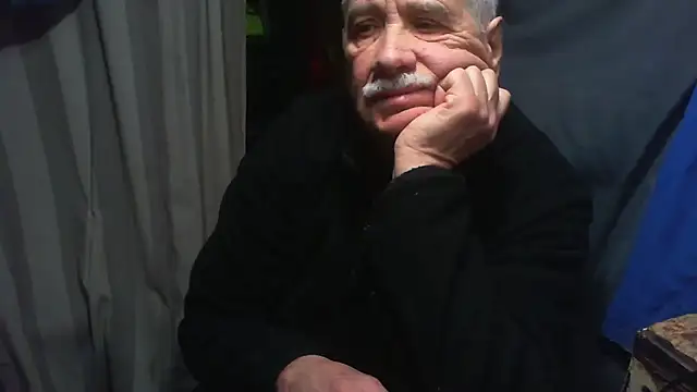 nonnomaturobisex online show from March 24, 8:19 am