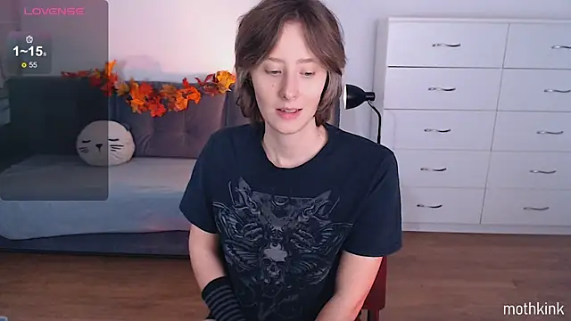 Snapshot of mothkink chatting on October 17, 4:53 pm mothkink online show from October 17, 4:53 pm