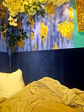 Snapshot of oliviaprettypussy chatting on March 29, 6:13 am oliviaprettypussy online show from March 29, 6:13 am