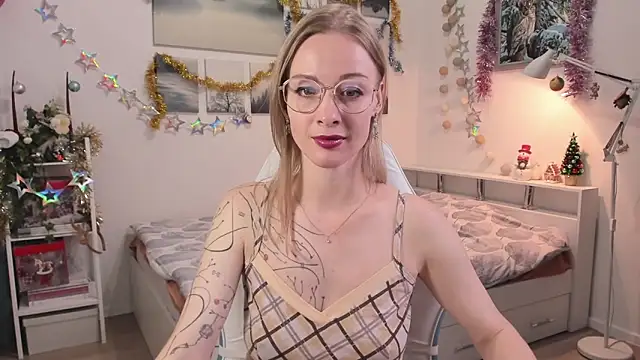 MissRightX online show from December 3, 10:02 am