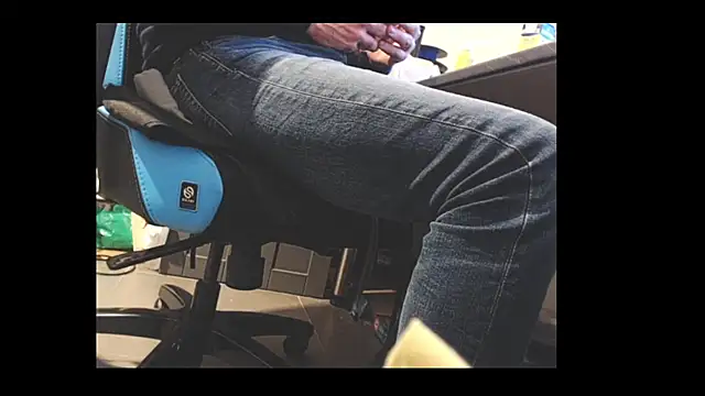 louh261 online show from March 14, 5:18 pm