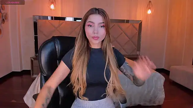 LexieWayne online show from December 26, 7:38 pm