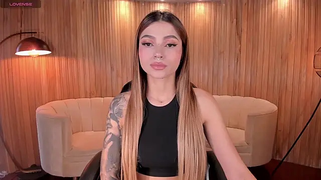 LexieWayne online show from February 14, 8:05 pm