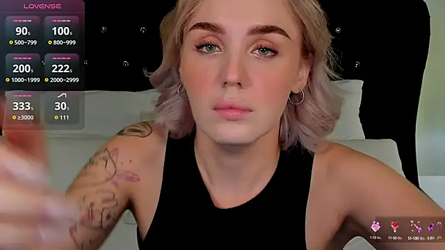 LianaFord online show from October 5, 8:40 pm