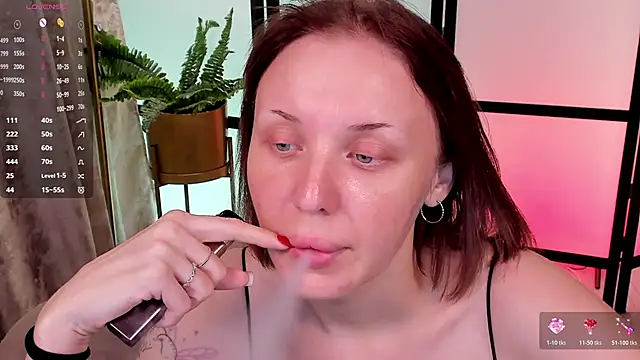 Snapshot of LianaFord chatting on February 23, 3:48 am LianaFord online show from February 23, 3:48 am