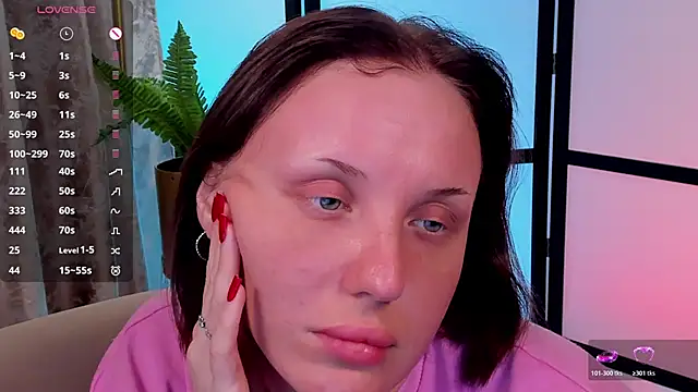 Snapshot of LianaFord chatting on March 3, 3:45 am LianaFord online show from March 3, 3:45 am