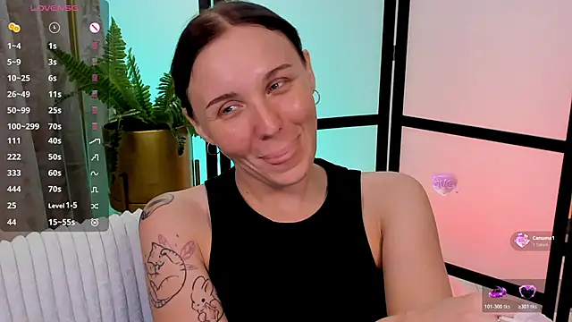 Snapshot of LianaFord chatting on March 4, 3:56 am LianaFord online show from March 4, 3:56 am