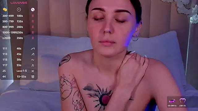 Snapshot of LianaFord chatting on March 27, 8:26 am LianaFord online show from March 27, 8:26 am