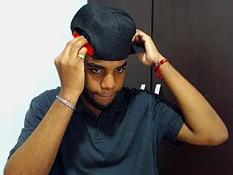 Rene hotman online show from October 29, 9:16 pm