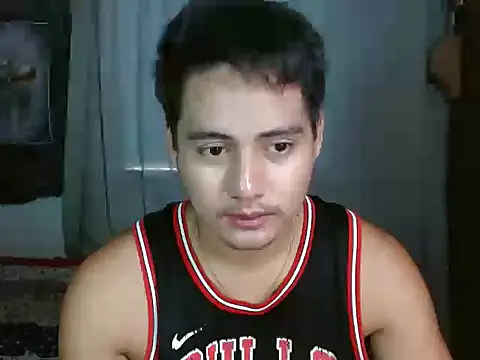 Snapshot of SKY-24 chatting on May 13, 4:43 am SKY-24 online show from May 13, 4:43 am