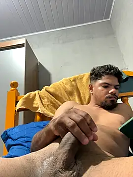 Snapshot of NovinhoMoreno09 chatting on September 12, 2:33 am NovinhoMoreno09 online show from September 12, 2:33 am