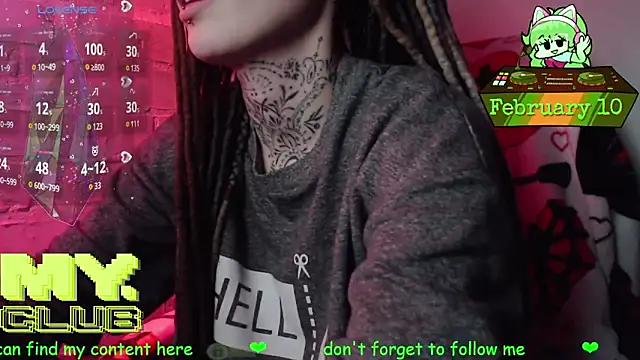 Snapshot of Witch_Emma chatting on February 10, 8:13 pm Witch Emma online show from February 10, 8:13 pm