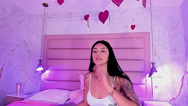 AntonellaRossi online show from February 19, 7:48 pm