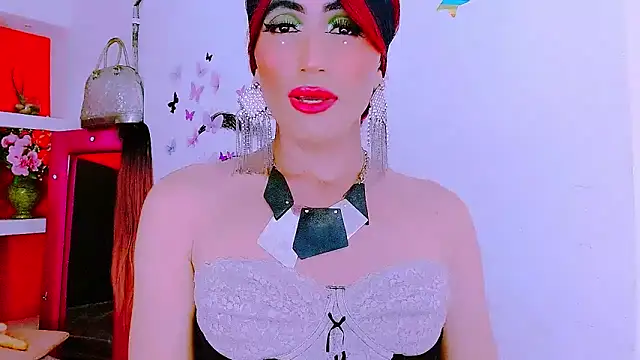 priscilahotker online show from January 19, 10:50 am