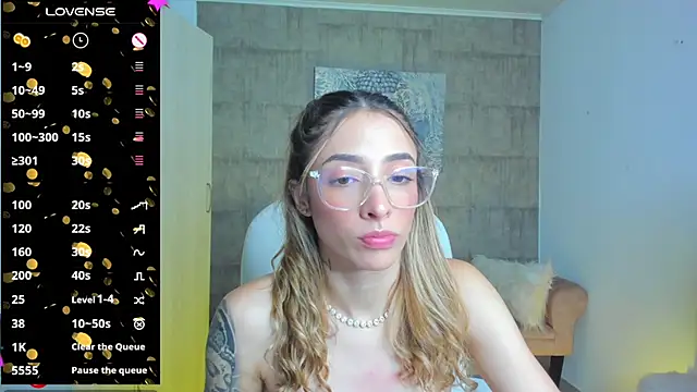 barbie scoth  online show from February 25, 9:35 pm