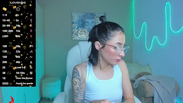 barbie scoth  online show from September 28, 1:44 am